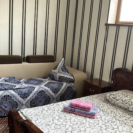 Guest House 777 Turkistan Extérieur photo
