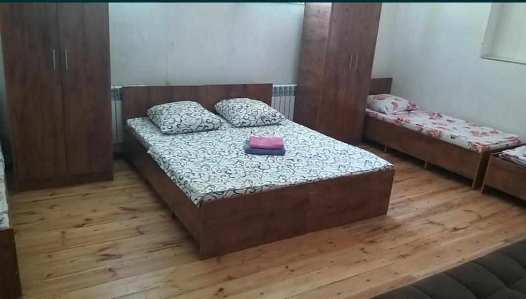 Guest House 777 Turkistan Extérieur photo